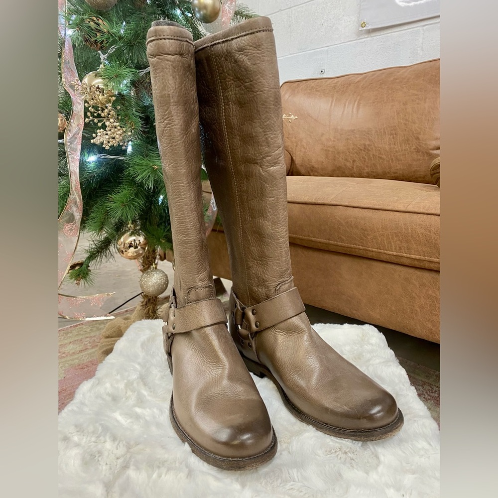 Womens Frye boots